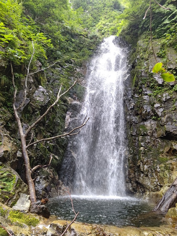 茶釜の滝（秋田県鹿角市八幡平）