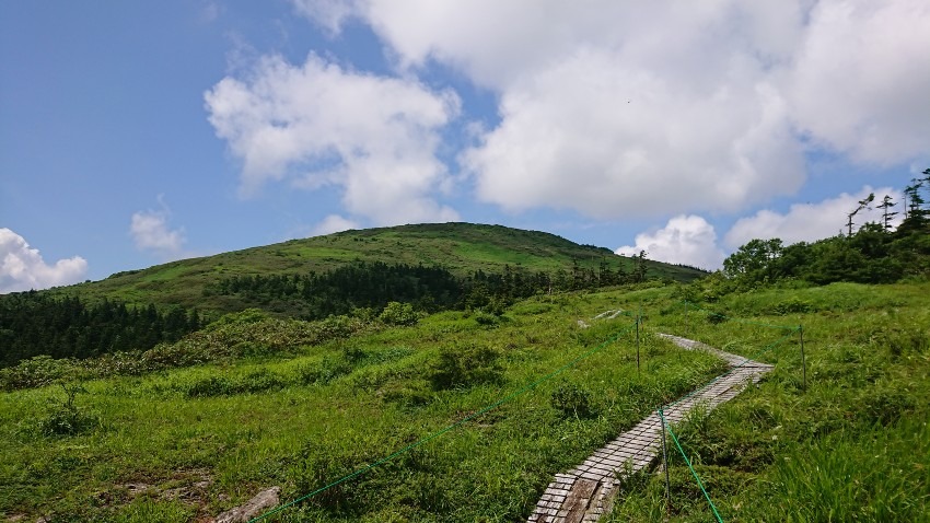 8月10日　◢◢森吉山◣◣