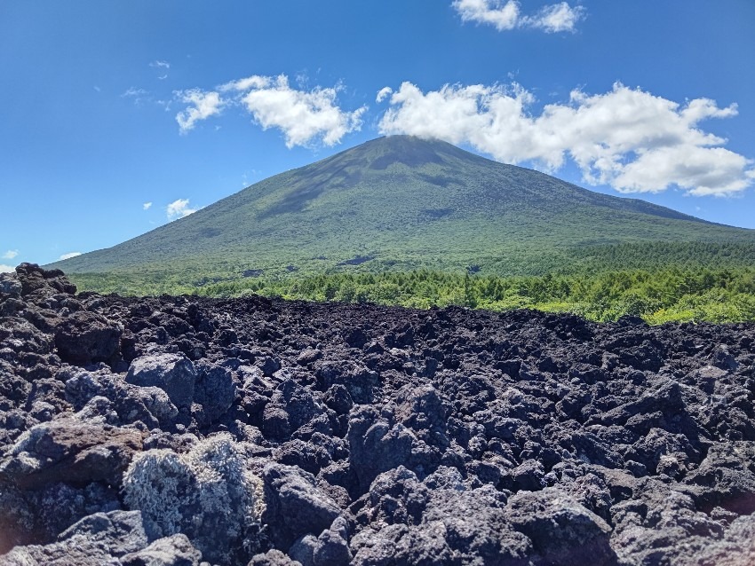 【募集終了（岩手山／噴火警戒規制による入山規制）】東京発10月12～14日（土～月）岩手山・鳥海山