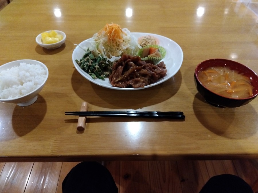 白根御池小屋の夕食