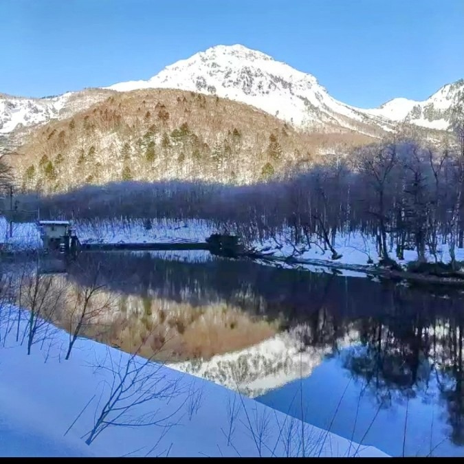 焼岳と大正池