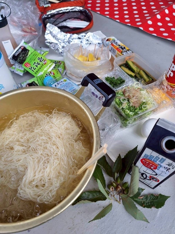 山でおそうめん。