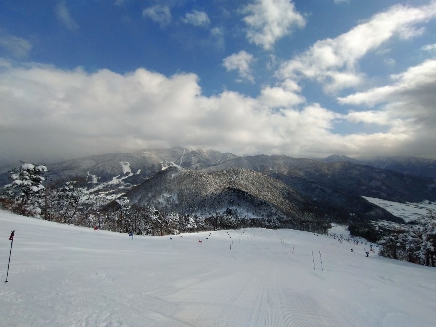 2/14都内発〜守門岳、新潟ラーメン、温泉日帰り