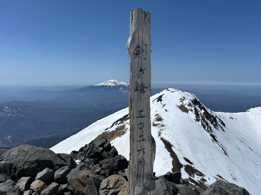 残雪の乗鞍岳OR十石山に登りませんか?