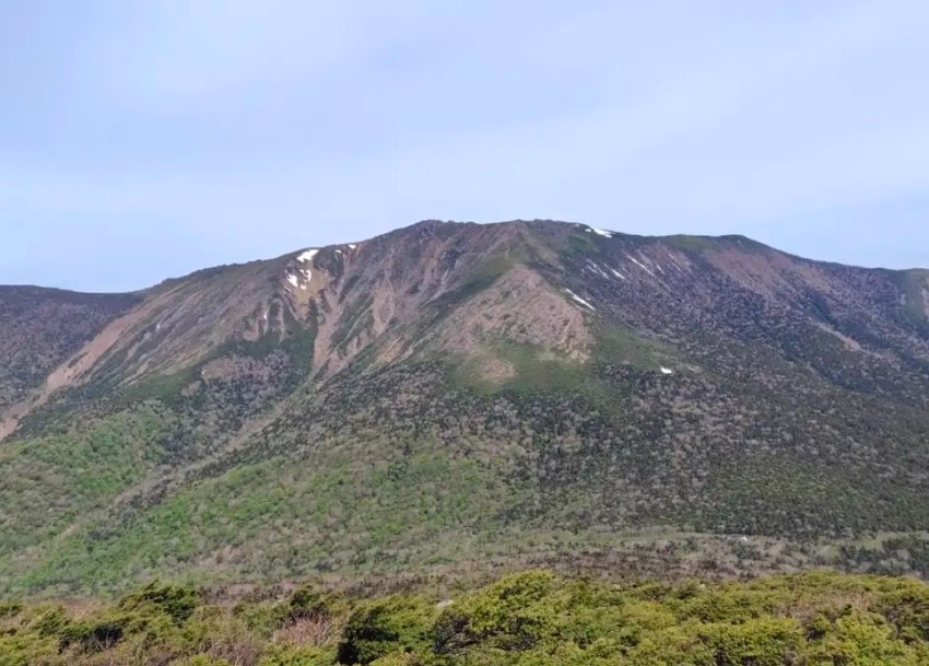 【募集中】10/9(金)-10/11(日)3日間 八幡平・岩手山・早池峰山 仙台空港からレンタカーで!