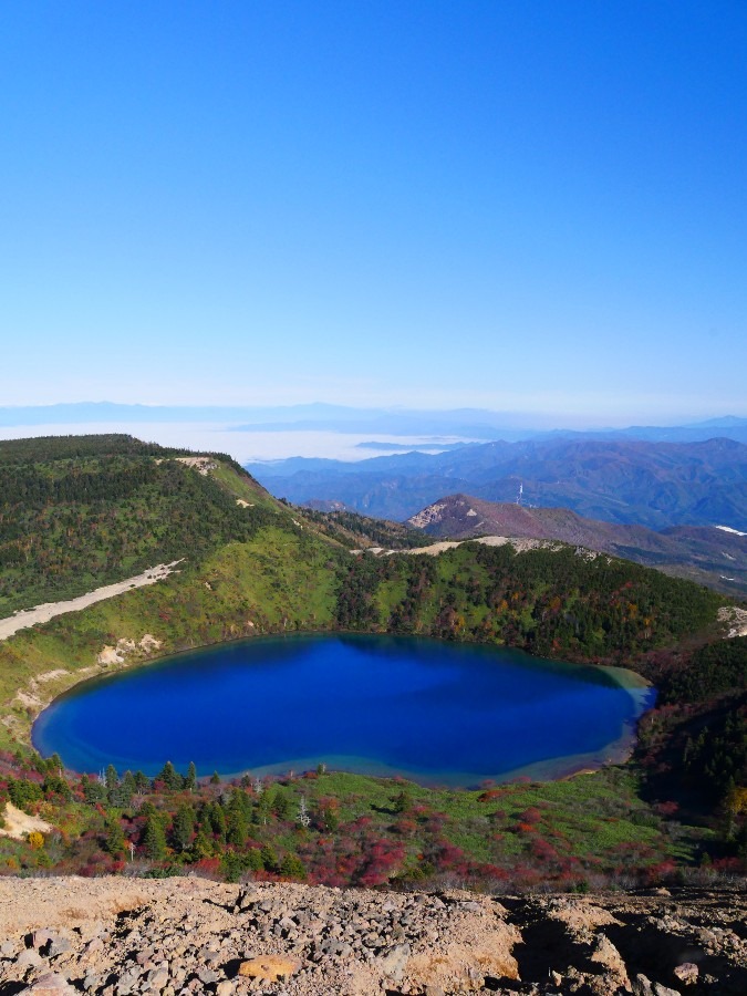 連休2日目は、一切経山~東吾妻山へ